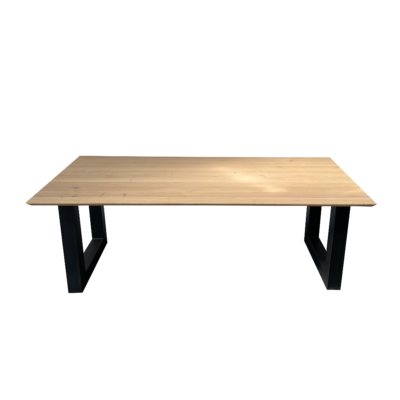 Eettafel massief eiken – U poten – rechthoekig verjongde rand – 220 cm