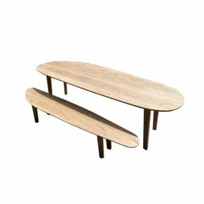 Eettafel massief eiken – vier schuinen poten – set, kiezel met bank – verjongde rand
