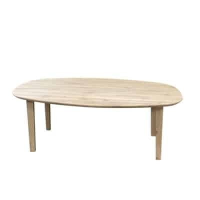 Eettafel massief eiken – vier schuinen poten – deens ovaal – verjongde rand
